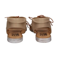 BUENO Sandalias planas de Mujer WQ2000 MOUTON